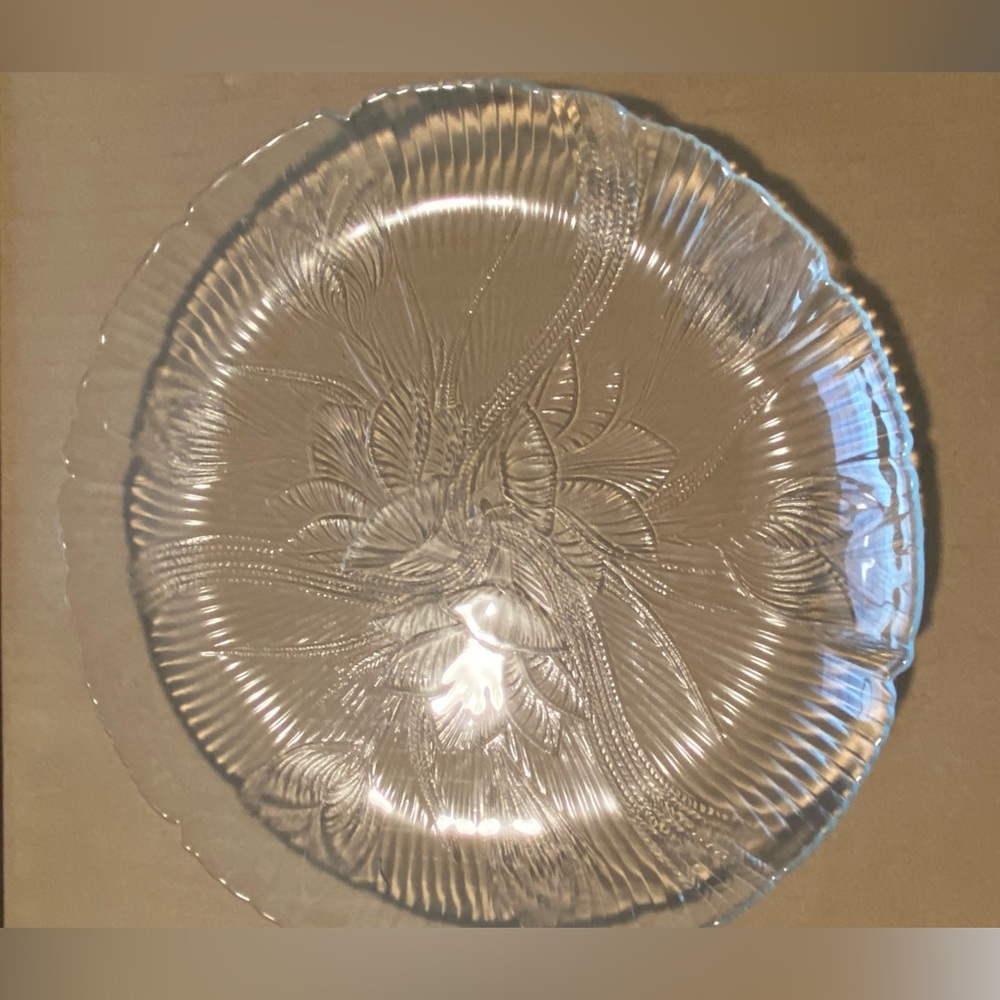 Intricate Floral Clear Glass Art Plate